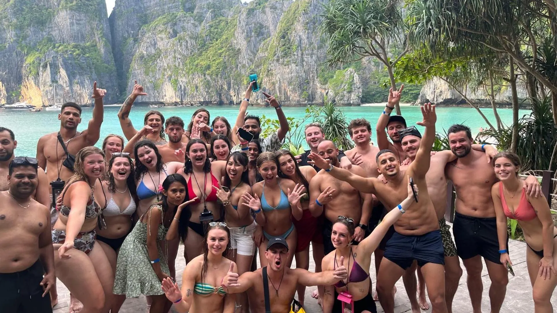 Happy Hostel Phi Phi Islands